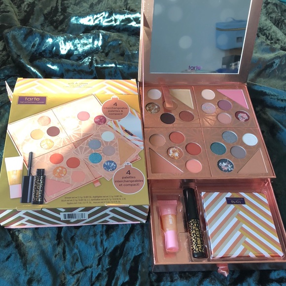 TARTE GIFT & GLAM - Picture 1 of 3
